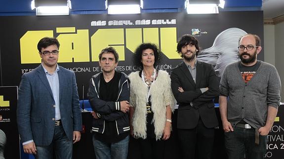 Alejandro Salgado, Jordi Costa, Cristina Mateo, Diego San José y Borja Cobeaga. 