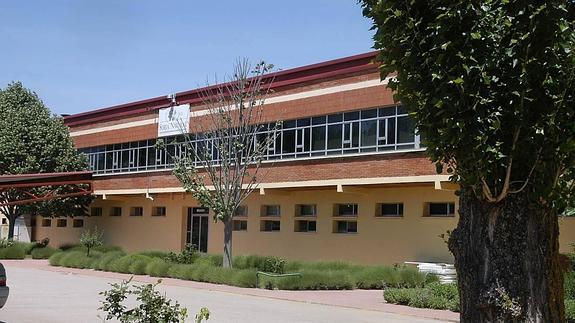 Vista exterior de la factoría de Soria Natural. 