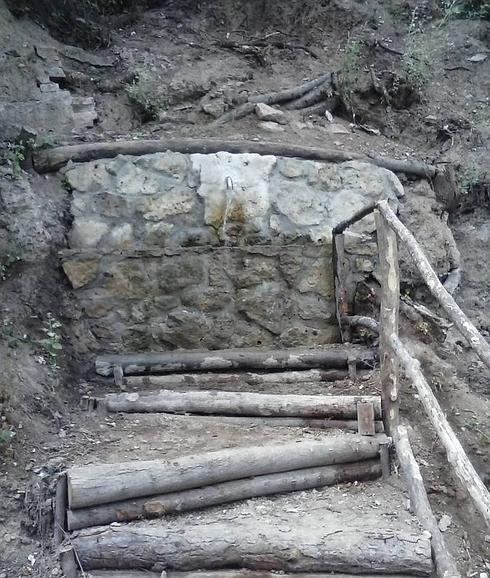 Recuperación de la fuente del manantial del Palacio de la Ribera.