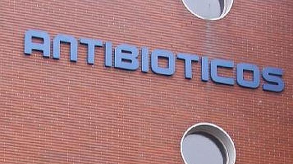 Imagen de la factoría de Antibióticos en León.