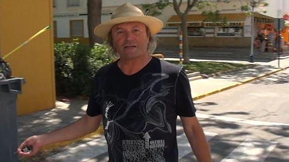 Roban a Amador Mohedano