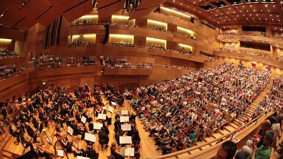 El Miguel Delibes, lleno. 