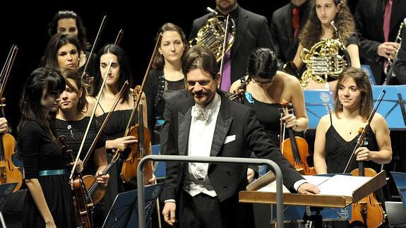 Un momento del pasado concierto de Navidad de la JOUVa. 