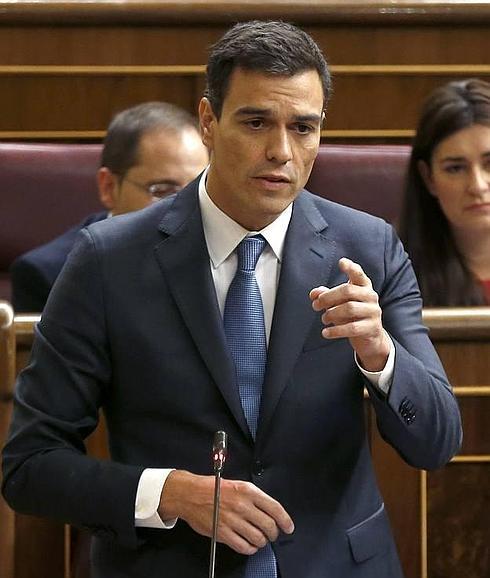 Pedro Sánchez en una intervención en el C. Moya