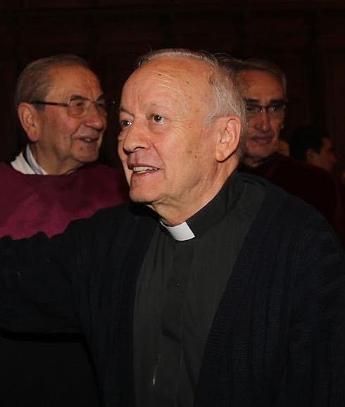 El sacerdote palentino Santiago Francia. 