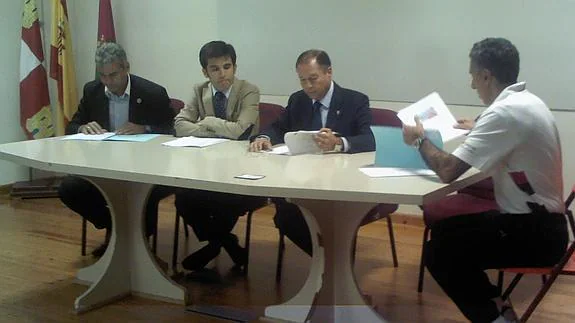 Daniel Bravo (Federación CYL), Alfonso Lahuerta (Junta de CYL), Alfredo Blanco (Ayuntamiento) y Cruz José Alonso (CVE).