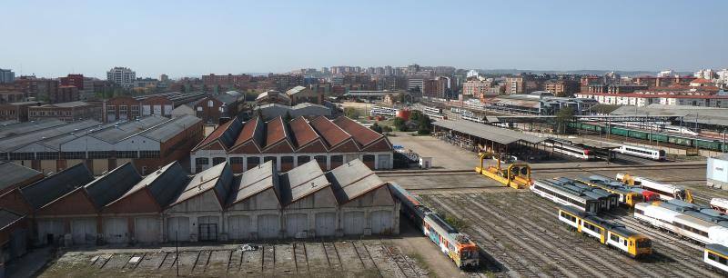 Talleres de Renfe en el paseo de de Farnesio. 