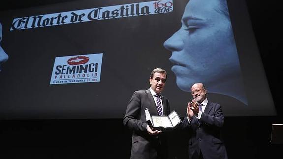 El Norte de Castilla recibe la Espiga de Honor de la Seminci. R. Gómez