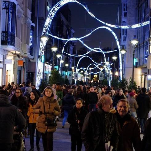 La calle Santiago, en la tarde de ayer. 
