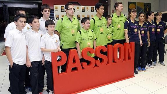 Los equipos del CDO-Vasa  Arroyo, el día de su presentación. 