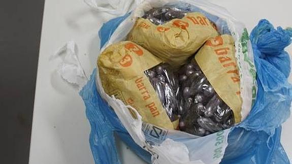 Parte de la droga incautada. 