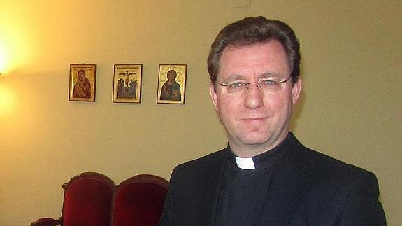 El rector del Seminario, Aurelio García.