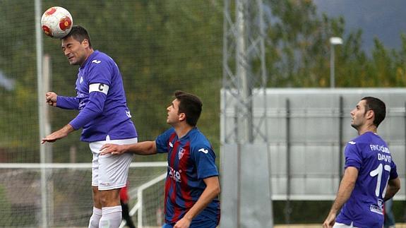 Momento de un partido de Primera Provincial de esta temporada. 