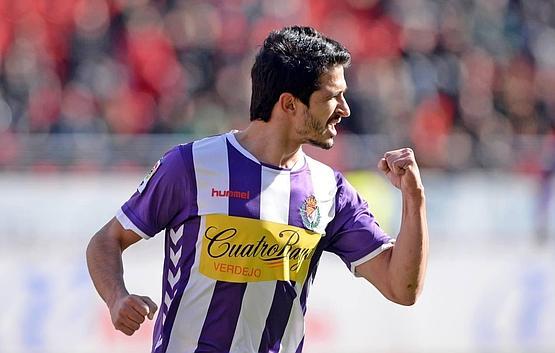 Jonathan Pereira celebra uno de los goles.