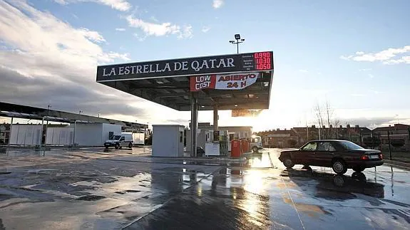 Gasolinera 'low cost' en Valladolid.