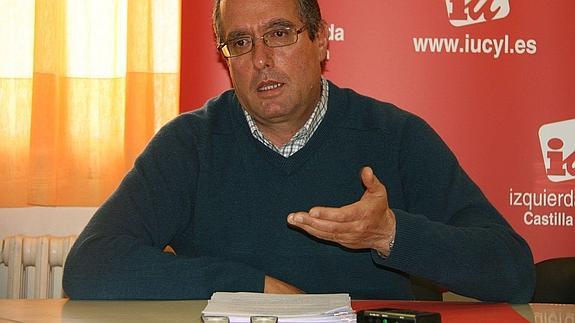 Ladislao González, concejal de IU en Navas de Oro. 