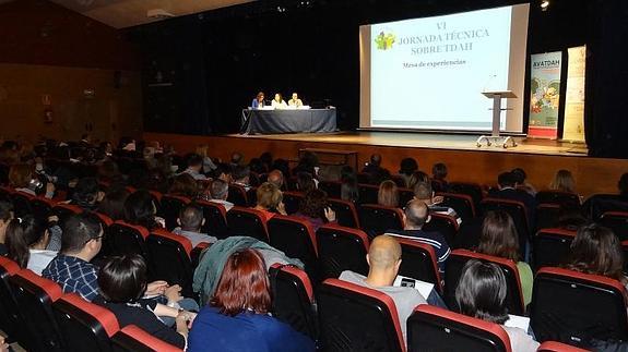 Participantes en la jornada técnica, en el centro José Luis Mosquera.