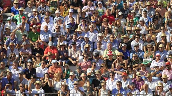 Público asistente a la corrida del día de San Antolín del pasado año. 