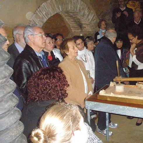 Judíos sefardíes visitan Mucientes. 