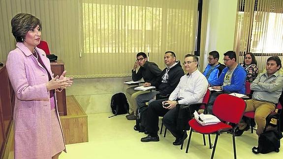 Andrea Murillo, durante su intervención en la Usal. 