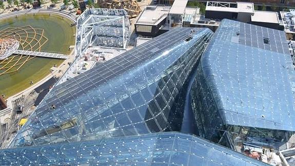 El vidrio arquitectónico de la multinacional berciana Tvitec viste la gran cúpula del pabellón de Italia en la Expo 2015 de Milán. 