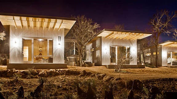 Las casas de las parejas. 