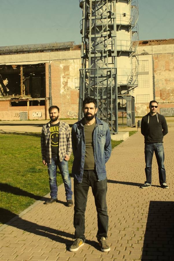 El grupo posa en el Parque de Las Norias, en Valladolid. 