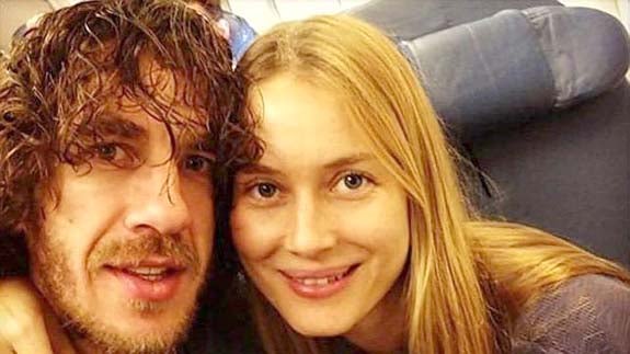 Carles Puyol y Vanesa Lorenzo.
