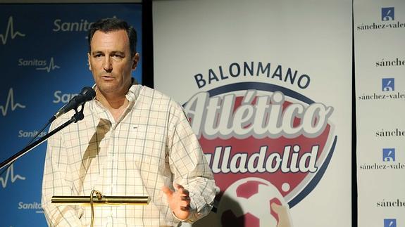 Juan Carlos Sánchez-Valencia, durante su intervención. RICARDO OTAZO