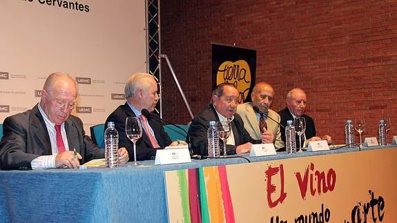 Pascual Herrera con otros ponentes.