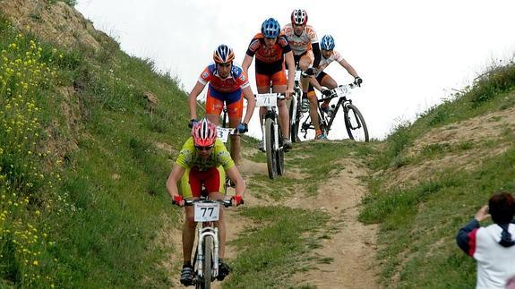Imagen de un etapa del Internacional Ciudad de Valladolid. Ricardo Otazo 