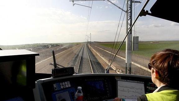 Línea de Alta Velocidad Valladolid-Venta de Baños-Palencia-León.
