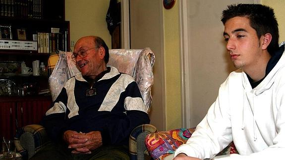 Máximo García, izquieda, y Adrián Candal, compartieron piso en 2004