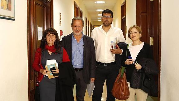 María Sánchez, Manuel Saravia, Alberto Bustos y Rosalba Fonteriz, concejales de VTLP. 