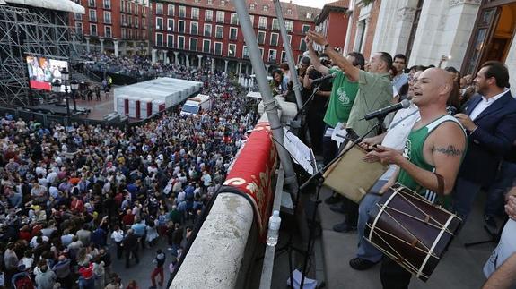 Celtas Cortos invita a la fiesta con un pregón repleto de 'buen rollo'