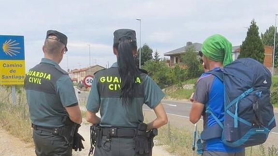 Guardia Civil en el Camino.