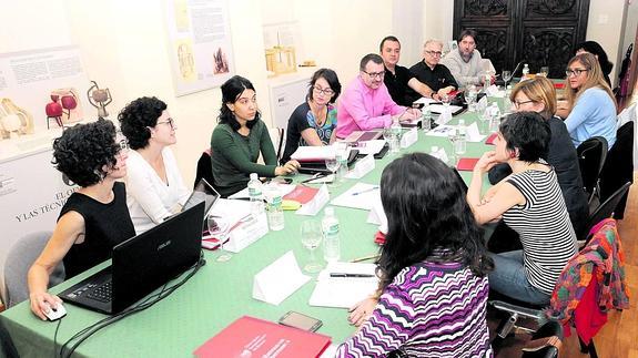 Representantes del Observatorio Iberoamericano de Museos, reunidos en el Palacio de Villena, en Valladolid. R. Otazo