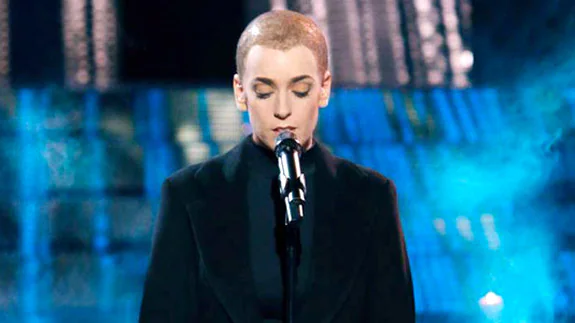 Ruth Lorenzo interpreta a Sinead O'Connor. 