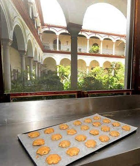 Pastas elaboradas en un convento.