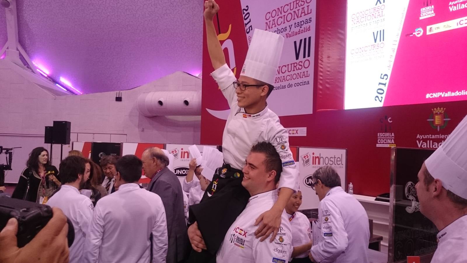 Teo Jun Xiang, Denise Liao y Cormac Withero, ganadores del VII Concurso Internacional de Escuelas de Cocina