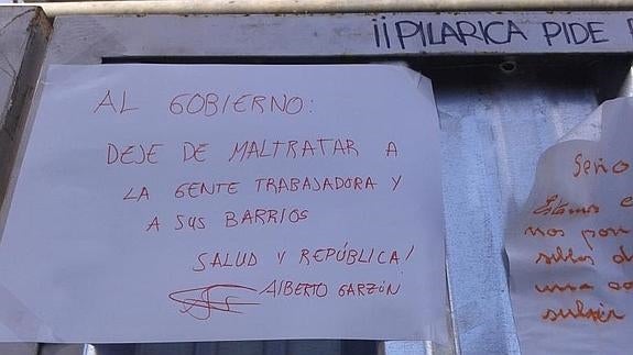 Mensaje de Alberto Garzón contra la pasarela de Pilarica. 