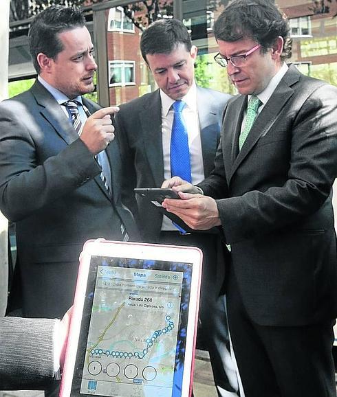 El alcalde el día de la presentación de la aplicación. 