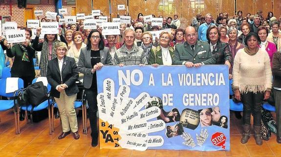 Un momento del acto celebrado ayer en la sede de Femur, en Hontalbilla. 