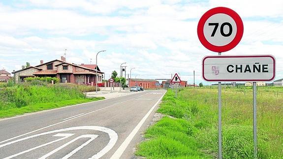 Acceso a la localidad de Chañe. 