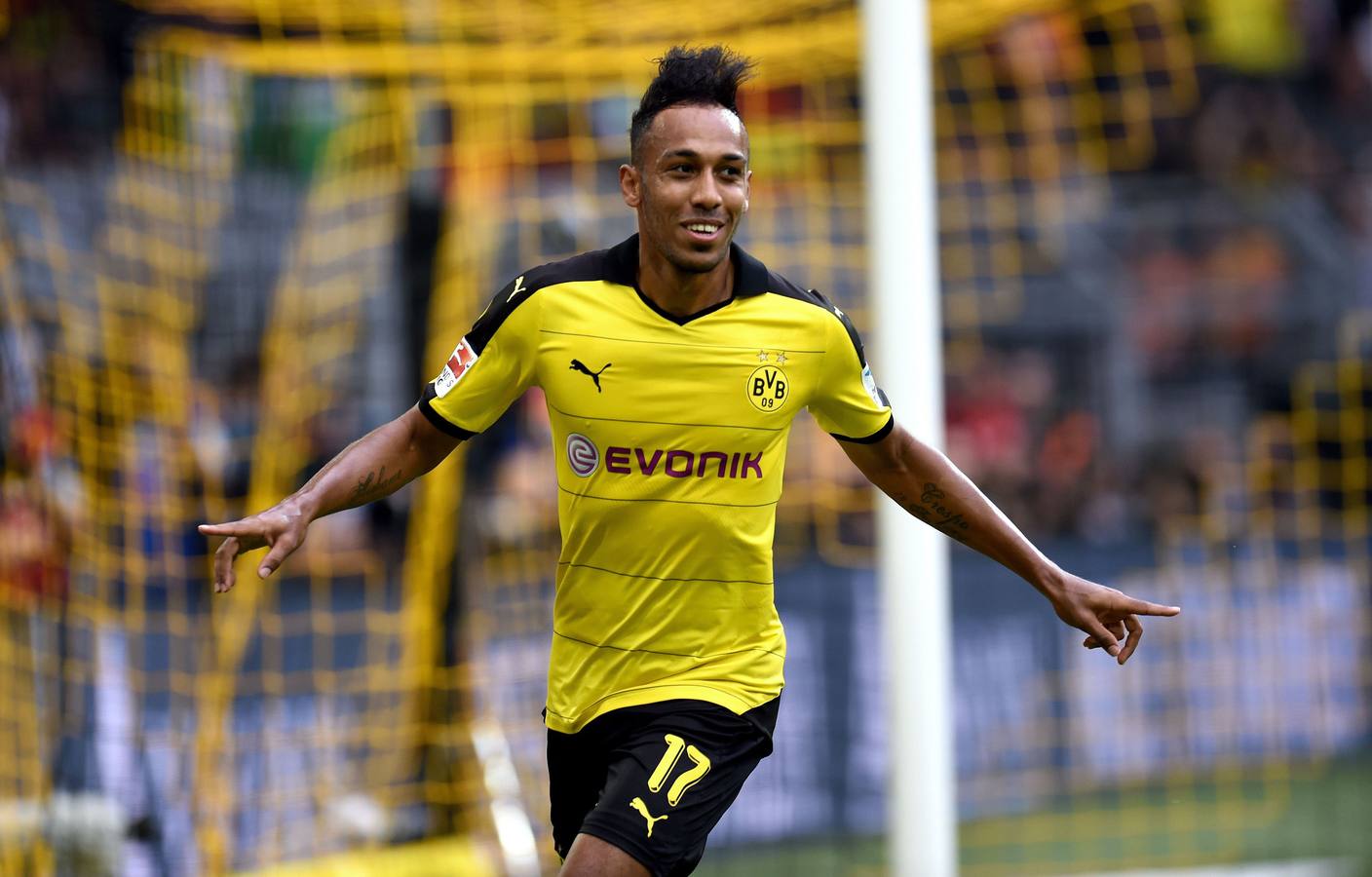 Aubameyang celebra un gol con el Borussia Dortmund.