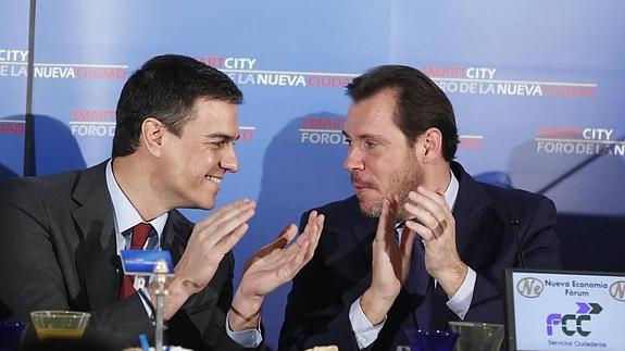 Sánchez ve a Puente como ejemplo de socialista «capaz de tejer un pacto de progreso con la izquierda»