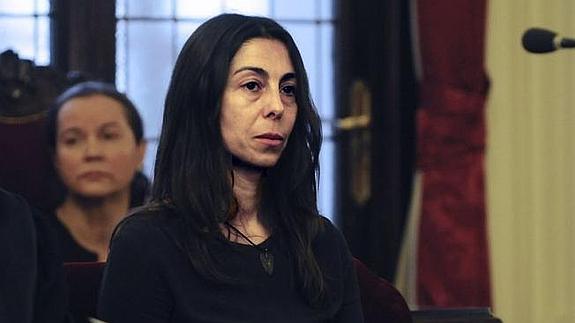 Raquel Gago durante una de las sesiones del juicio por el asesinato de Isabel Carrasco. 