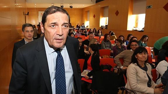 El consejero de Sanidad, Antonio María Sáez. 