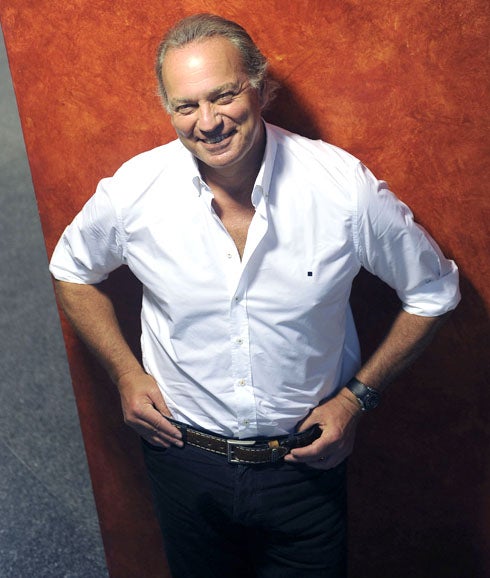 Bertín Osborne se propone mostrar 'musculitos' en la portada de 'Men's Health'