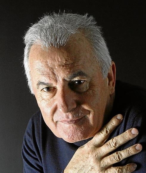 El cantante asturiano Víctor Manuel.